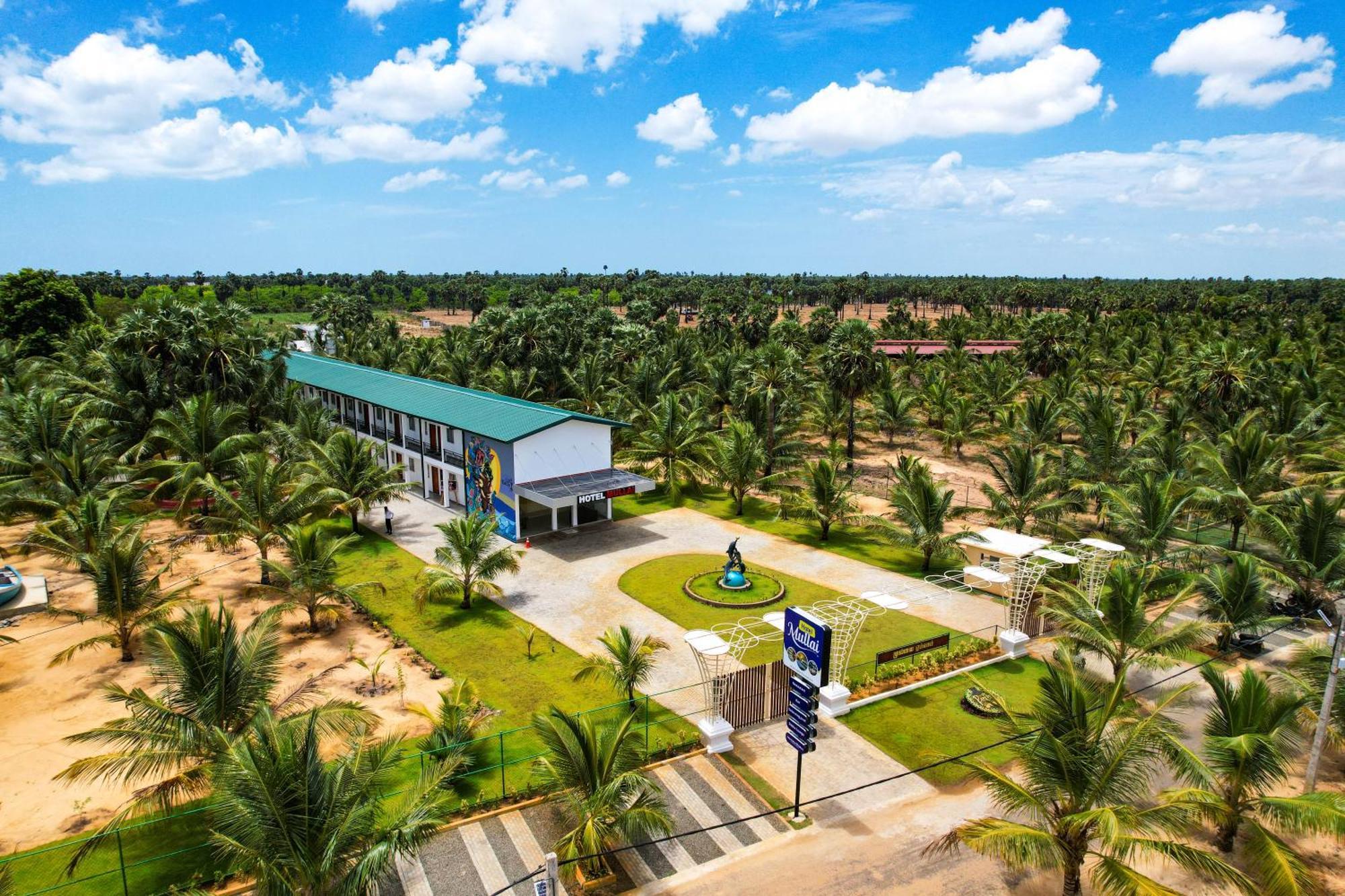 Reecha Resort & Hotel キリノッチ エクステリア 写真