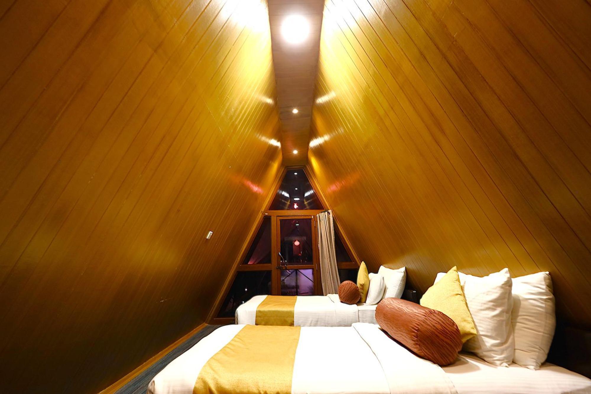 Reecha Resort & Hotel キリノッチ エクステリア 写真